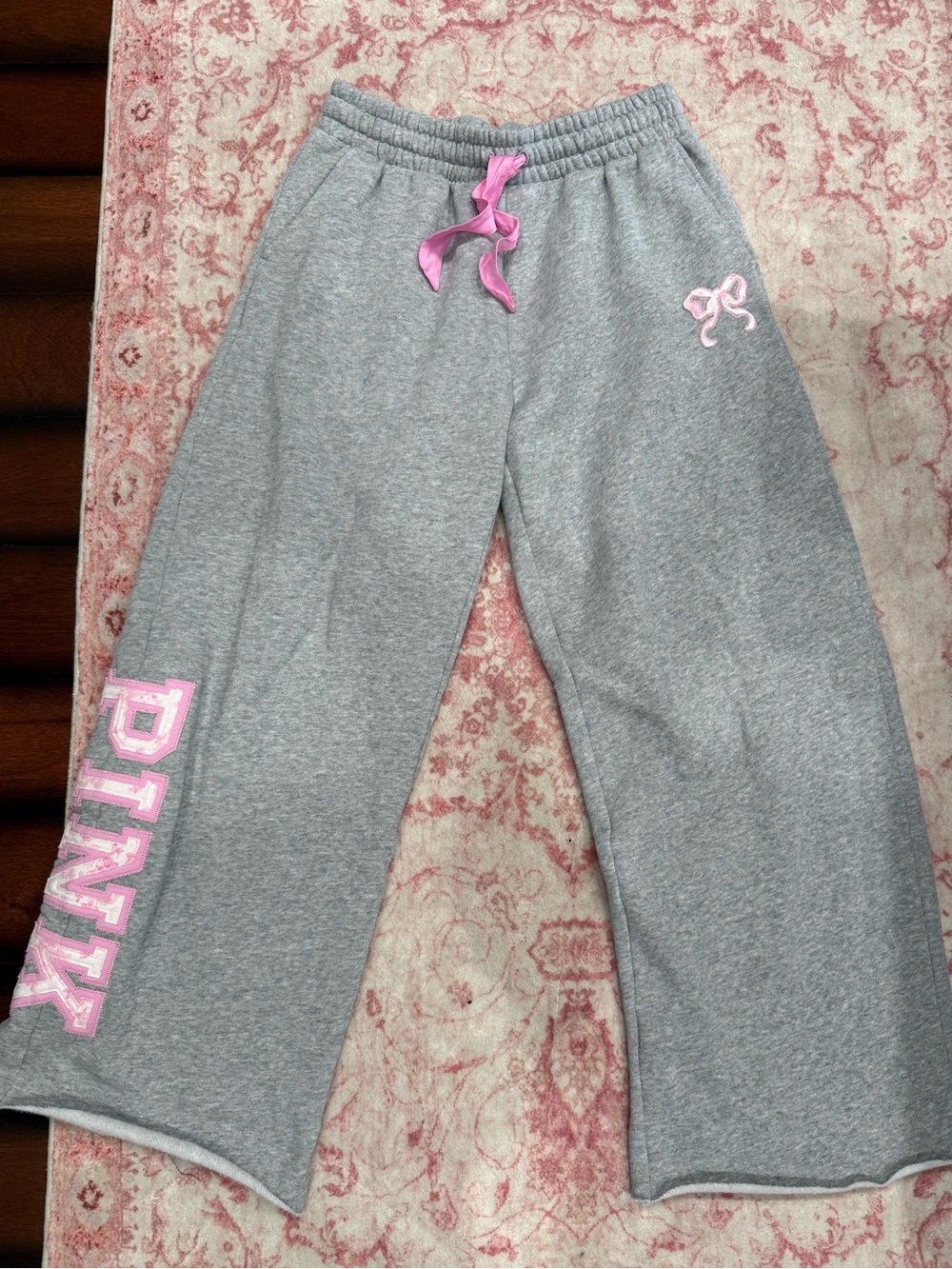 PINK Victoria's Secret LOVE SHACK FANCY size small wide leg sweatpants